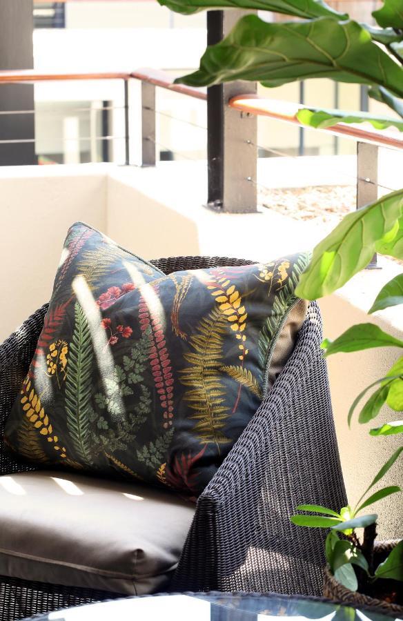 Asilia Suites Knysna Waterfront Exteriör bild